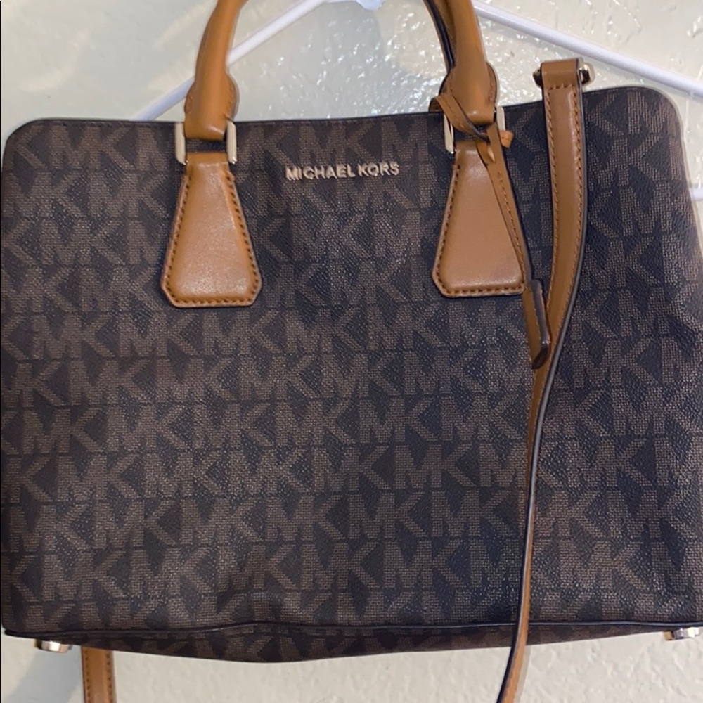 MK PURSE
